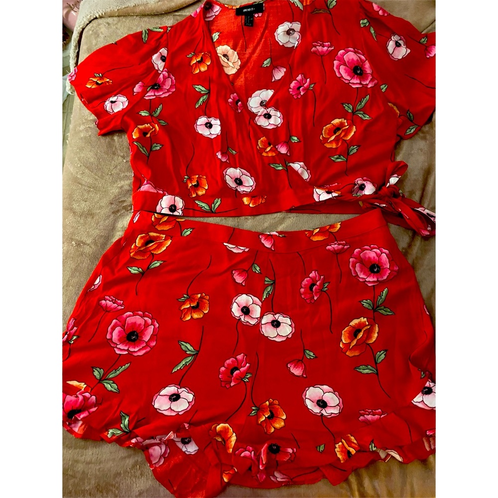 Two piece set  (BUNDLE & SAVE 15% OFF)